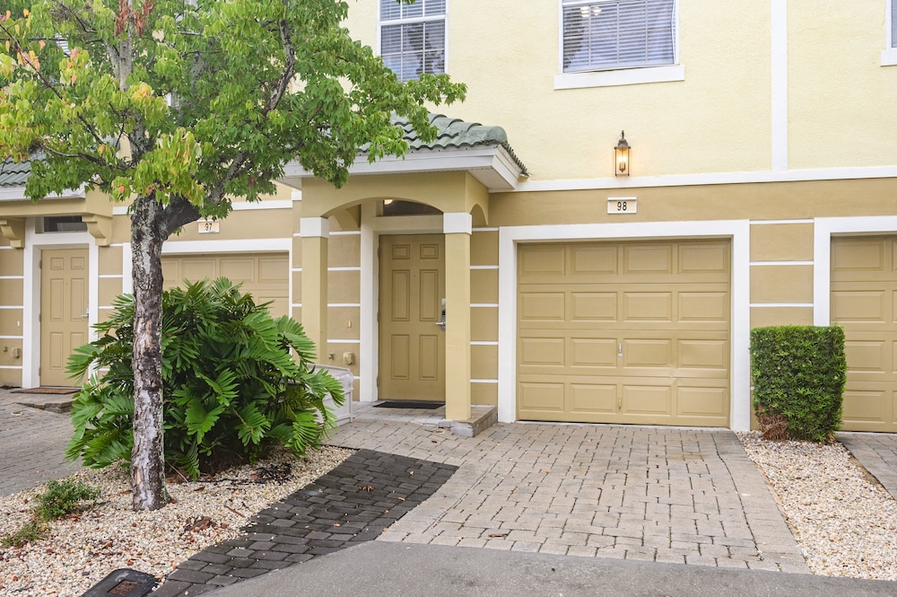 Vista Cay Resort Direct Townhomes by Millennium Management - photo 323