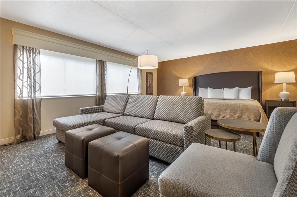 Best Western Plus The Normandy Inn & Suites - photo 6