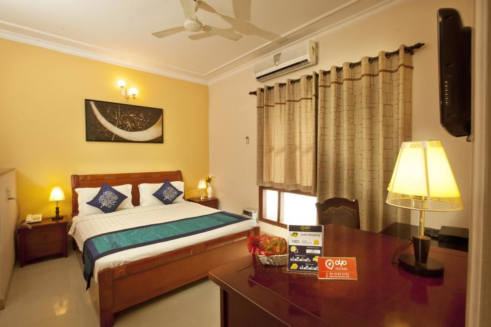 Oyo Premium Dlf Phase 4
