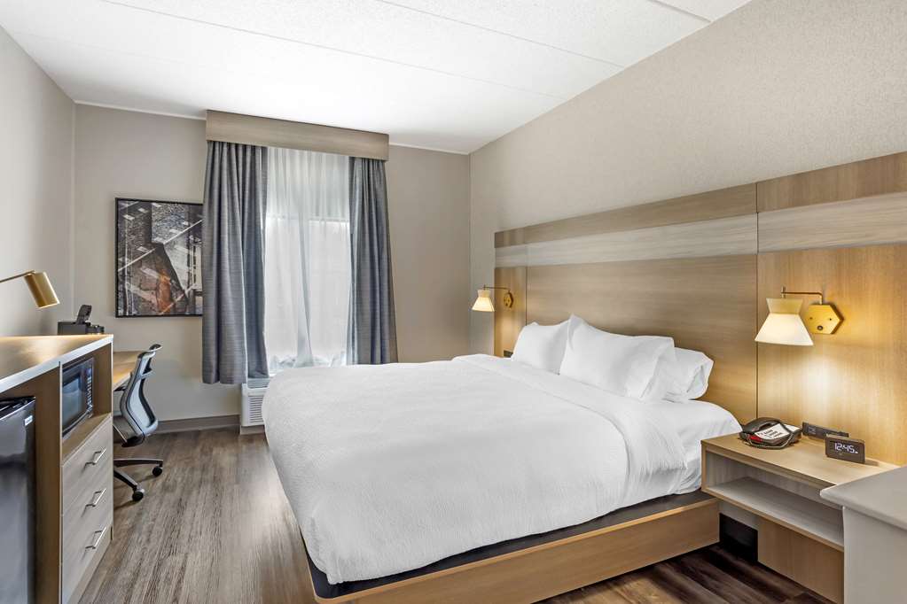 Best Western Plus Heritage Rail Inn Suites - photo 48
