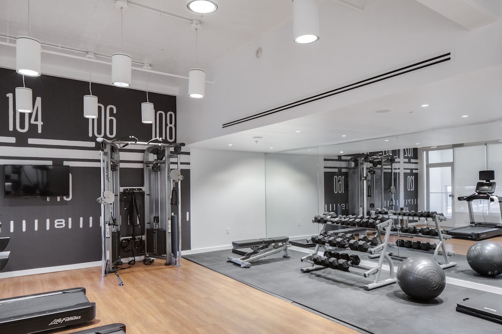 Hotel Indigo Memphis Downtown by IHG - photo 36