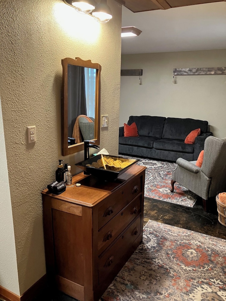 Prairie Rose Inn - photo 14