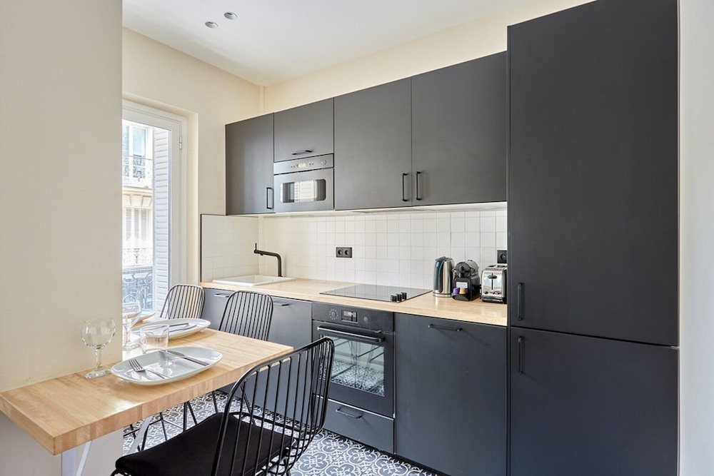 Modern Apartment Invalides Eiffel Tower — Paris — photo 5