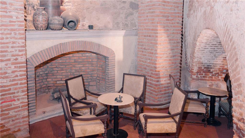 Bar Botarel
