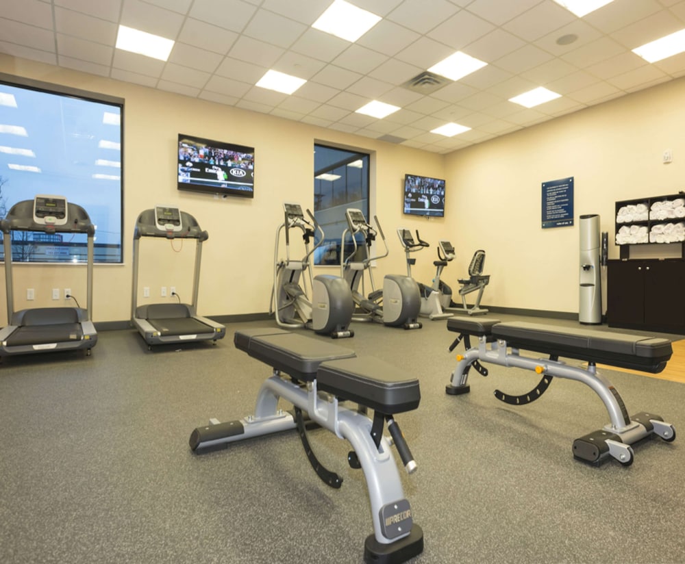 Hampton Inn & Suites Minneapolis University Area - photo 19
