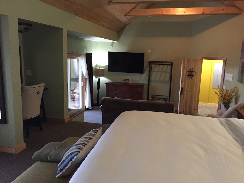Roam Inn - photo 14