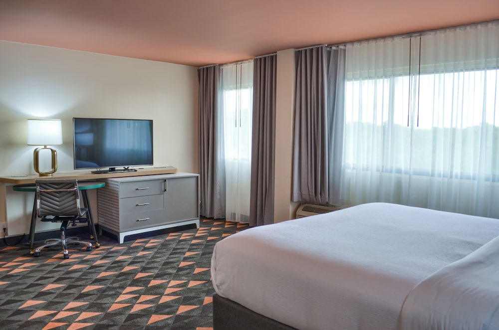Holiday Inn Mobile West I 10 by IHG - photo 17
