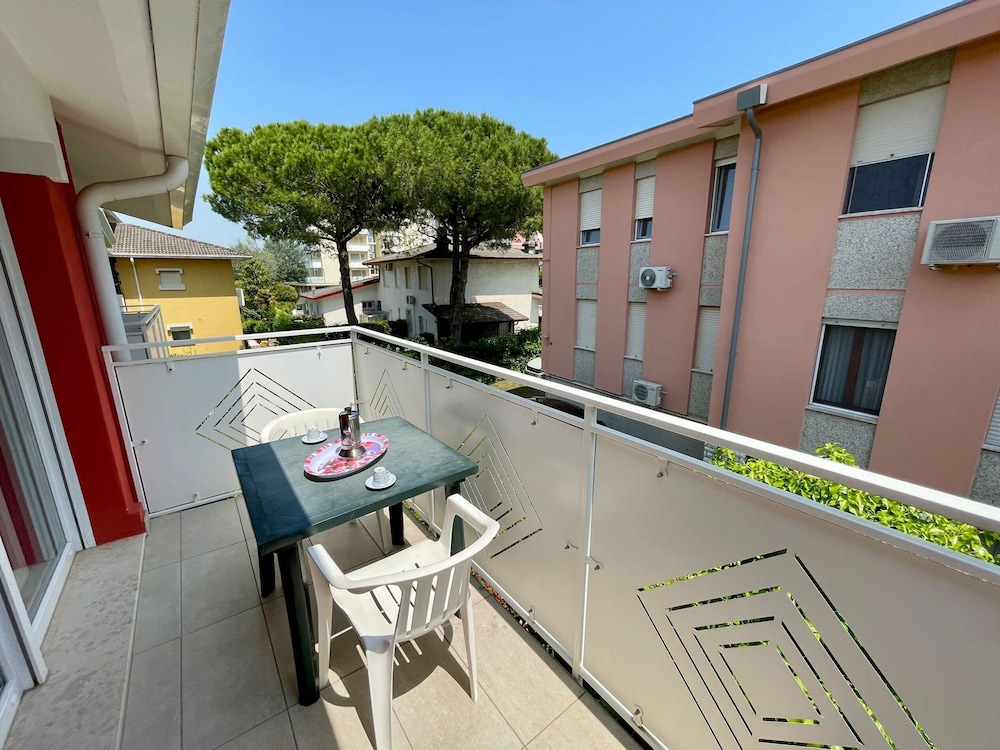 Functional Flat in a Residential Area — 4-Star Luxury Hotel in Caorle, Italy
