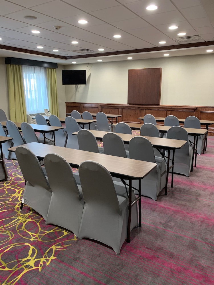 Hampton Inn Fort Stockton - photo 76