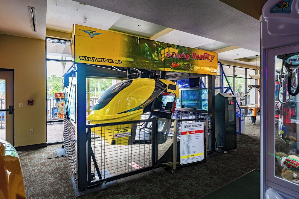 FantasyWorld Resort - photo 42