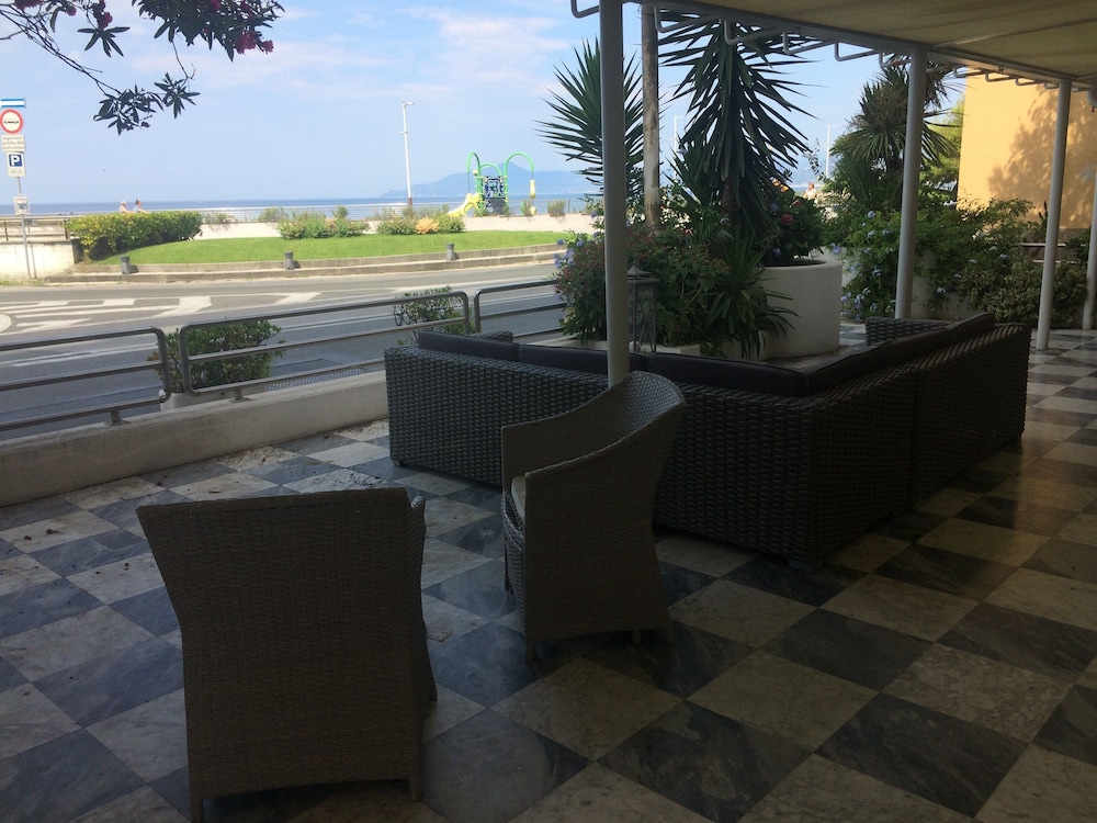 Hotel Giardino Al Mare — hotel in Sestri Levante