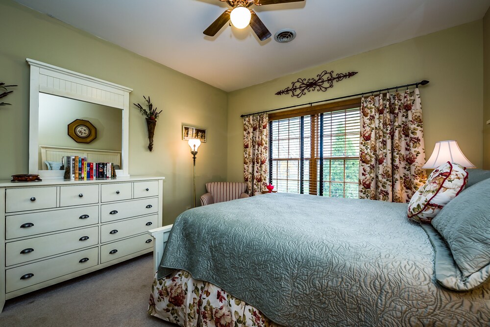 Blue Jay Manor - photo 11
