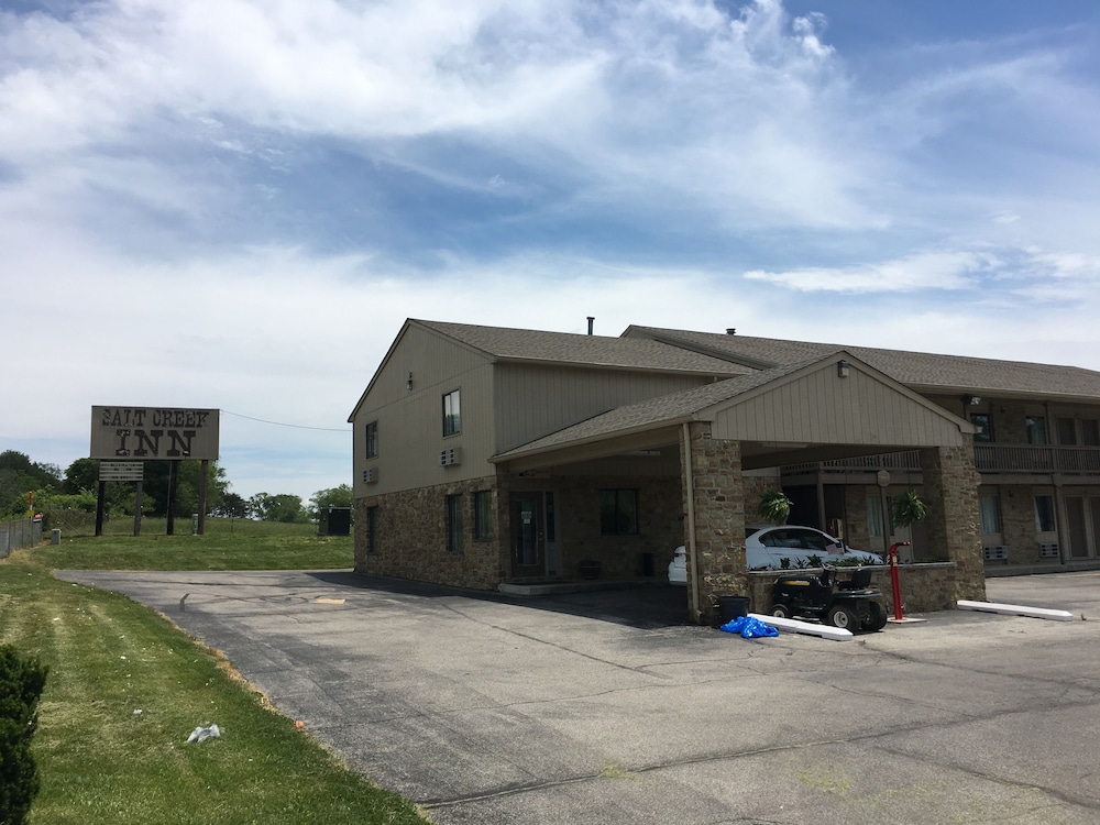Salt Creek Inn - photo 42