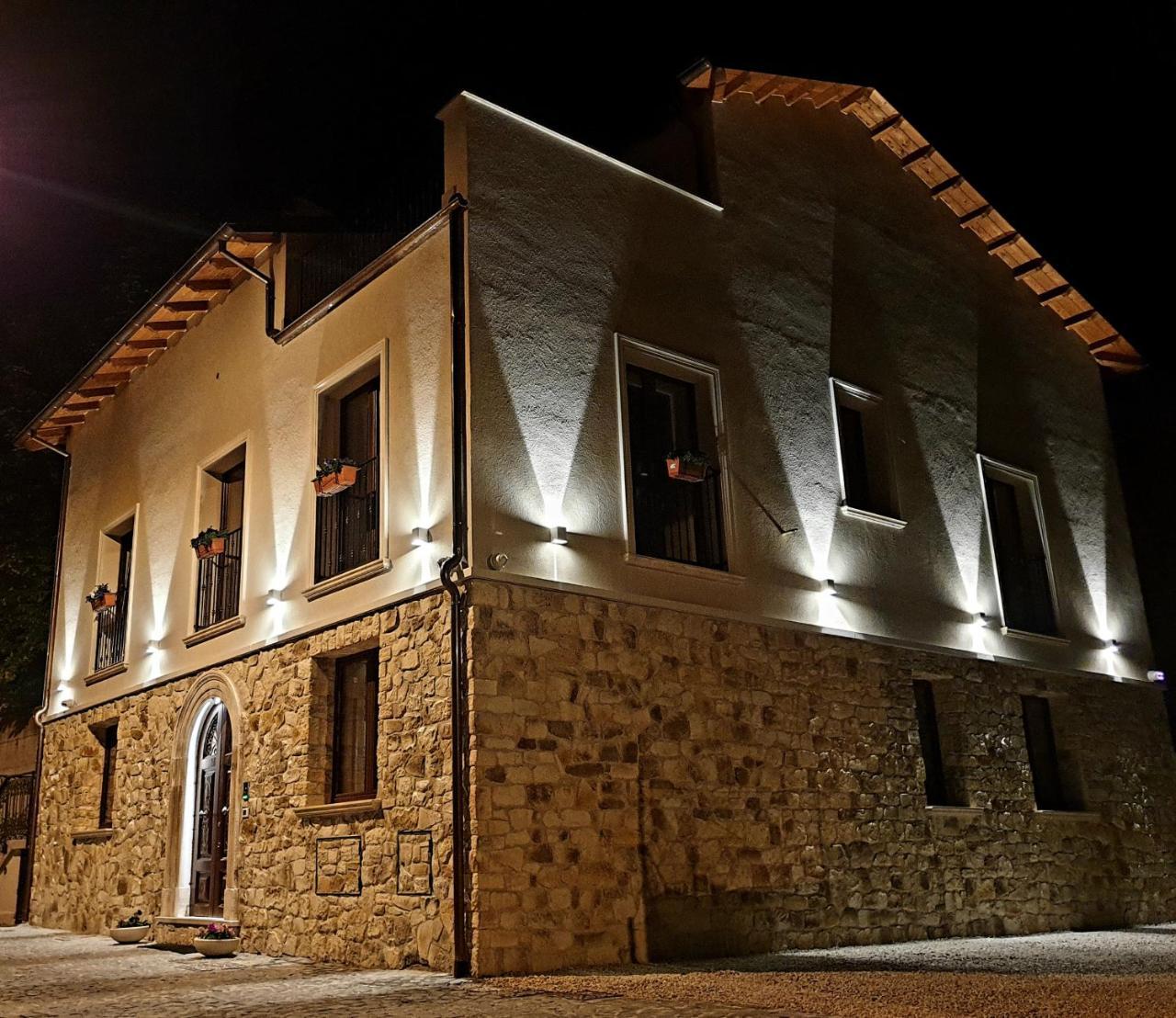 Destasu' Bed And Wellness — hotel in Castel Del Monte