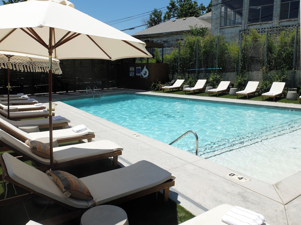 Brut Hotel - photo 46