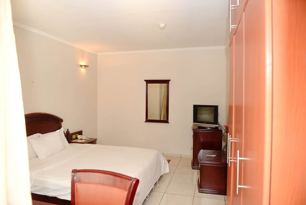 Have a wonderful stay in your Junior Suite wail in Kigali — 4-Star Luxury Hotel in Kigali, Rwanda