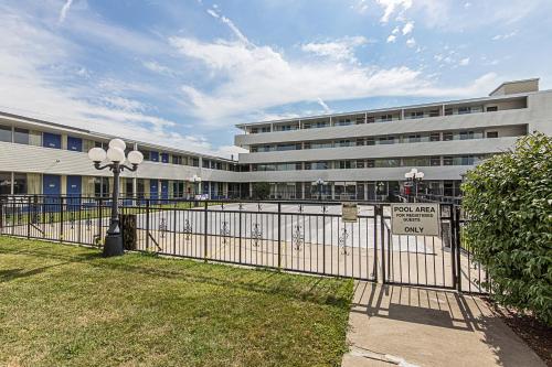 Concorde Inn Suites Pekin - photo 19