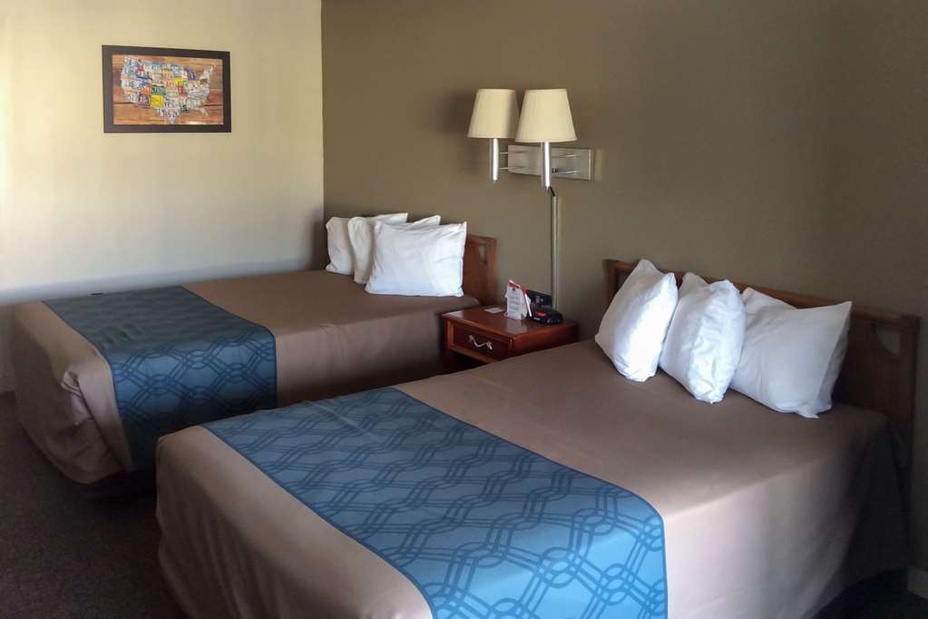 Econo Lodge Cortland Downtown - photo 8