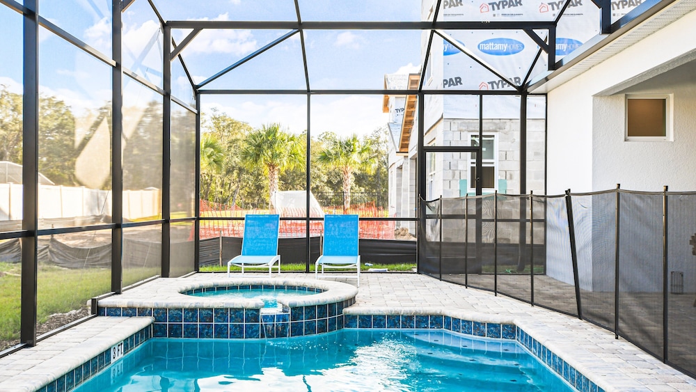 Family Oasis W pool & Spa Near Disney - photo 29