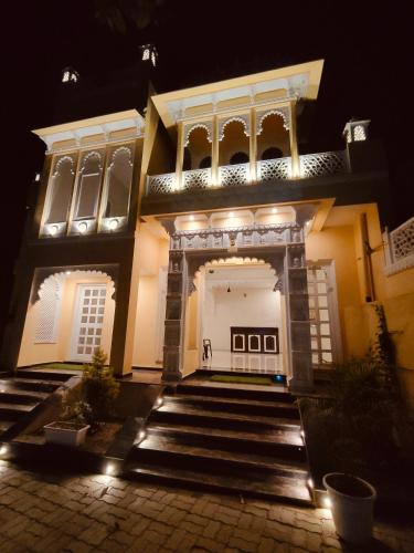 The Rajshahi Vilas 21913348 — Udaipur