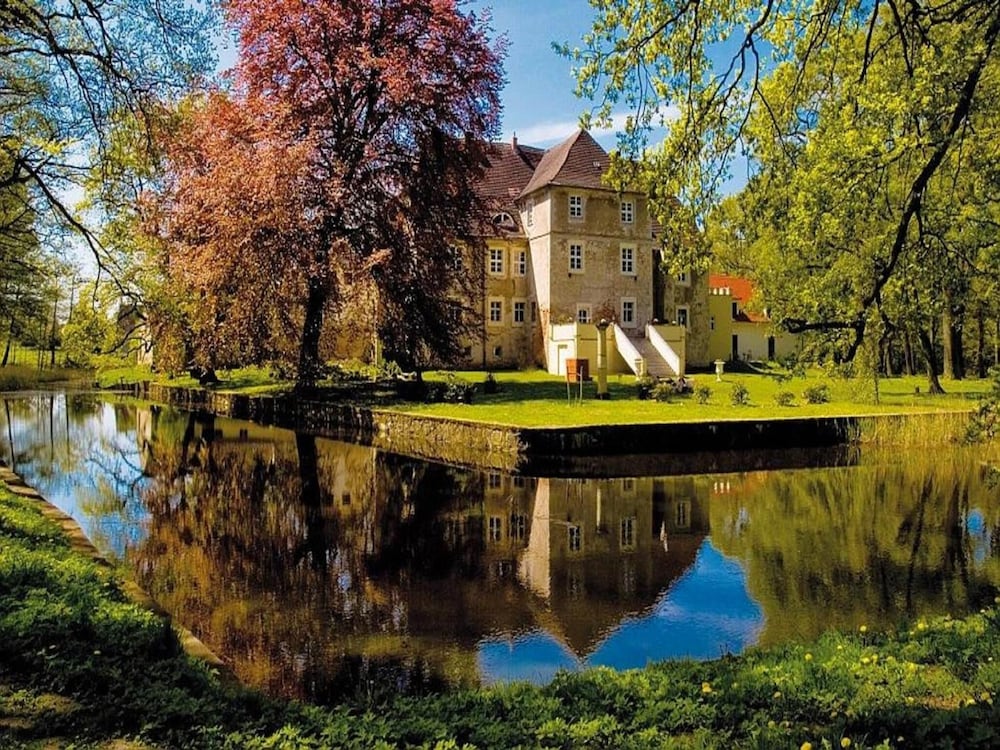 Wasserschloss Mellenthin — hotel in Usedom