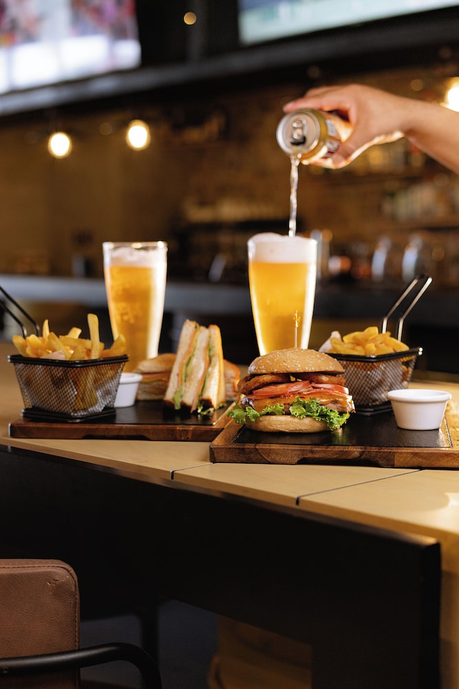Sports bar