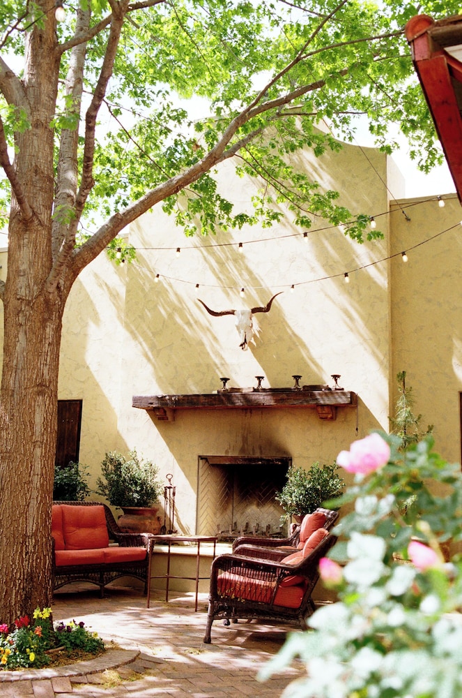 The Holland Hotel - photo 48