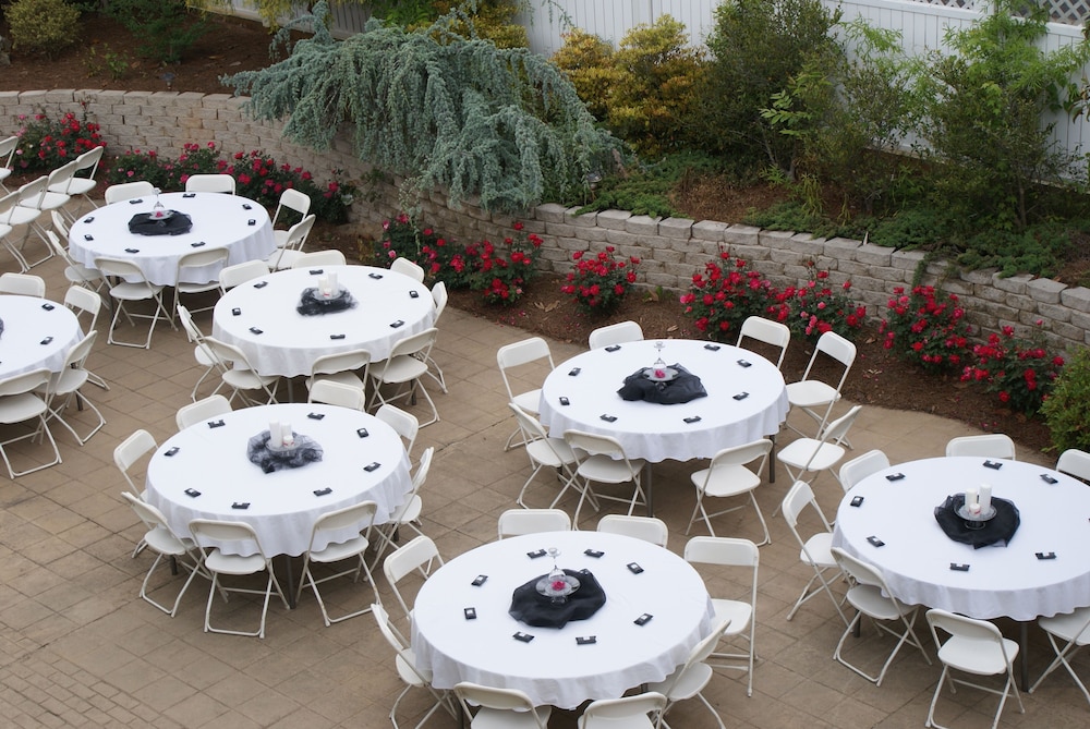 Quality Inn Fayetteville near Historic Downtown Square - photo 48