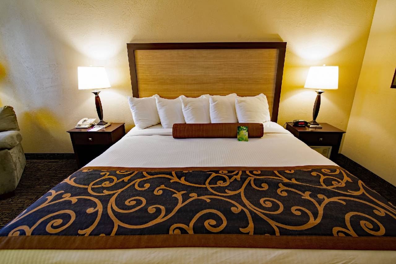 Best Western Plus Heritage Inn Montana - photo 5