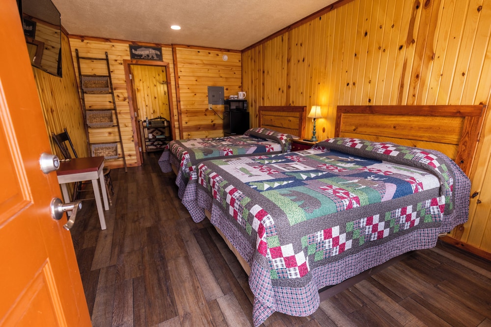 Sunset RV Park and Motel - photo 24