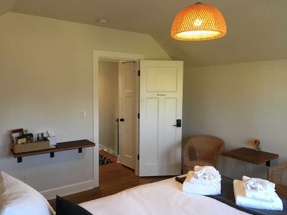 The Alberta Petite Hotel - photo 32