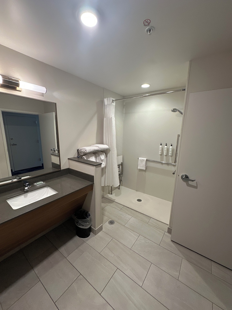 Fairfield Inn & Suites by Marriott Virgin Zion National Park - photo 21