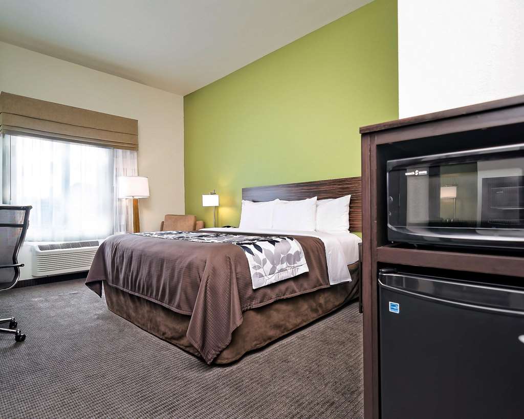 Sleep Inn & Suites Fort Scott - photo 10