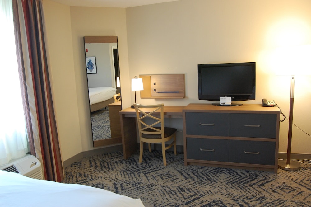 Candlewood Suites Harrisburg I 81 Hershey Area an IHG Hotel - photo 5