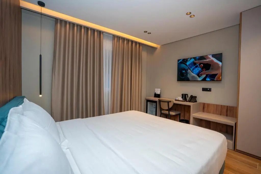 Hotel Mozart — Shkoder — photo 3