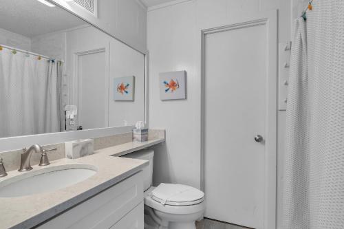Victorias Seacret by Oak Island Accommodations - photo 26