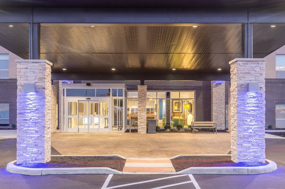 Holiday Inn Express & Suites Florence Cincinnati Airport by IHG - photo 32