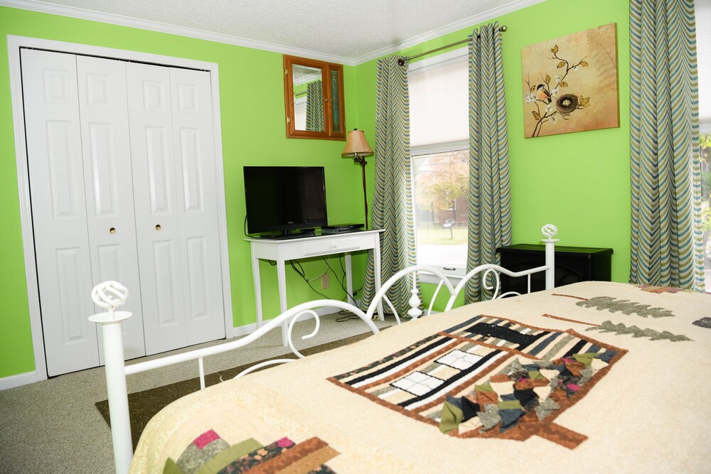 Blacksburg Bed & Breakfast - photo 48