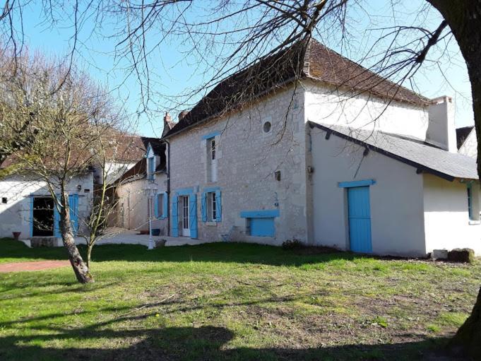 Le Moulin Bleu — Seigy