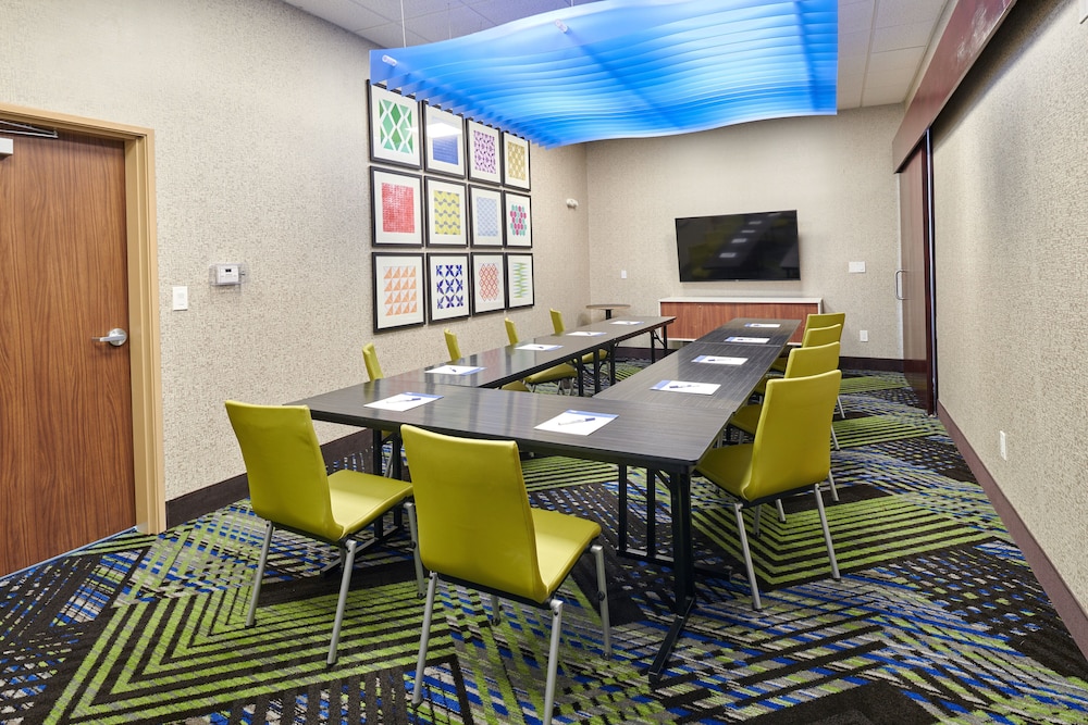Holiday Inn Express El Paso Sunland Park Area - photo 21