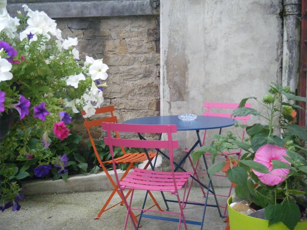 Hotel Gambetta — Lons Le Saunier