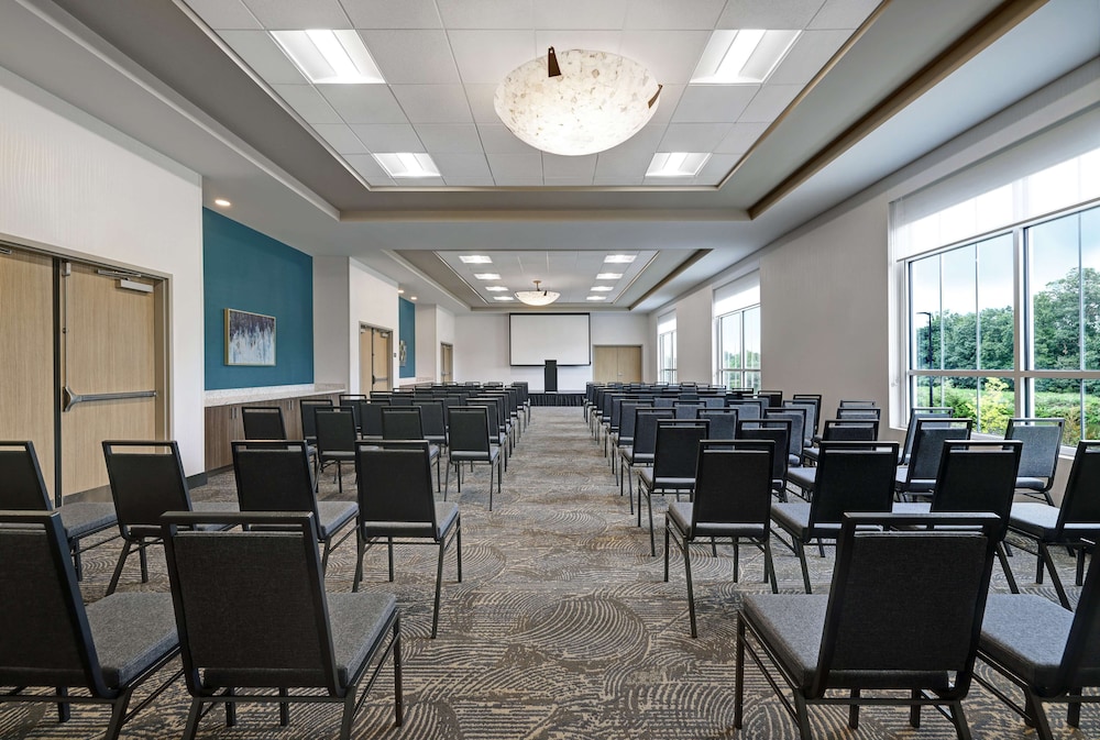 Hilton Garden Inn Manassas - photo 40