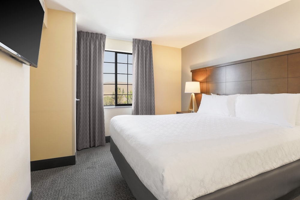 Staybridge Suites Reno by IHG - photo 14