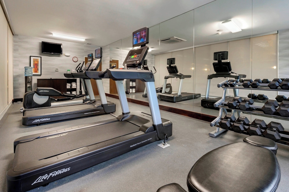 Fairfield Inn & Suites by Marriott Slippery Rock - photo 19