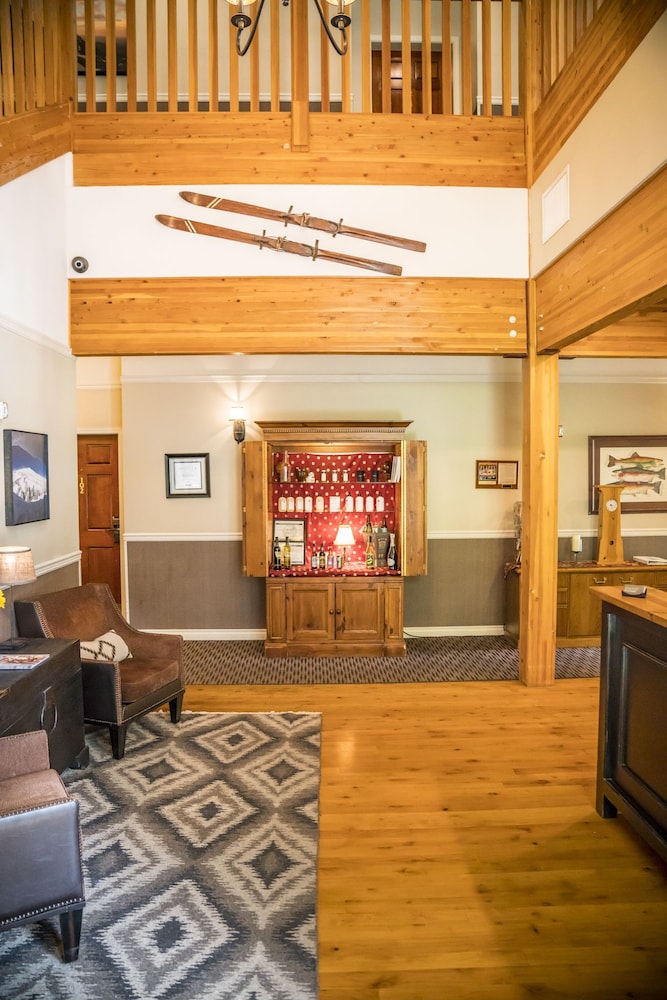 Pine Ridge Inn - photo 2