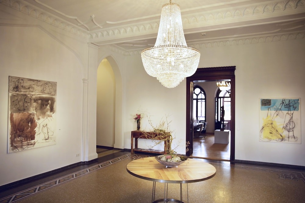 Hotel Schloss Reichenow — Schulzendorf — photo 2