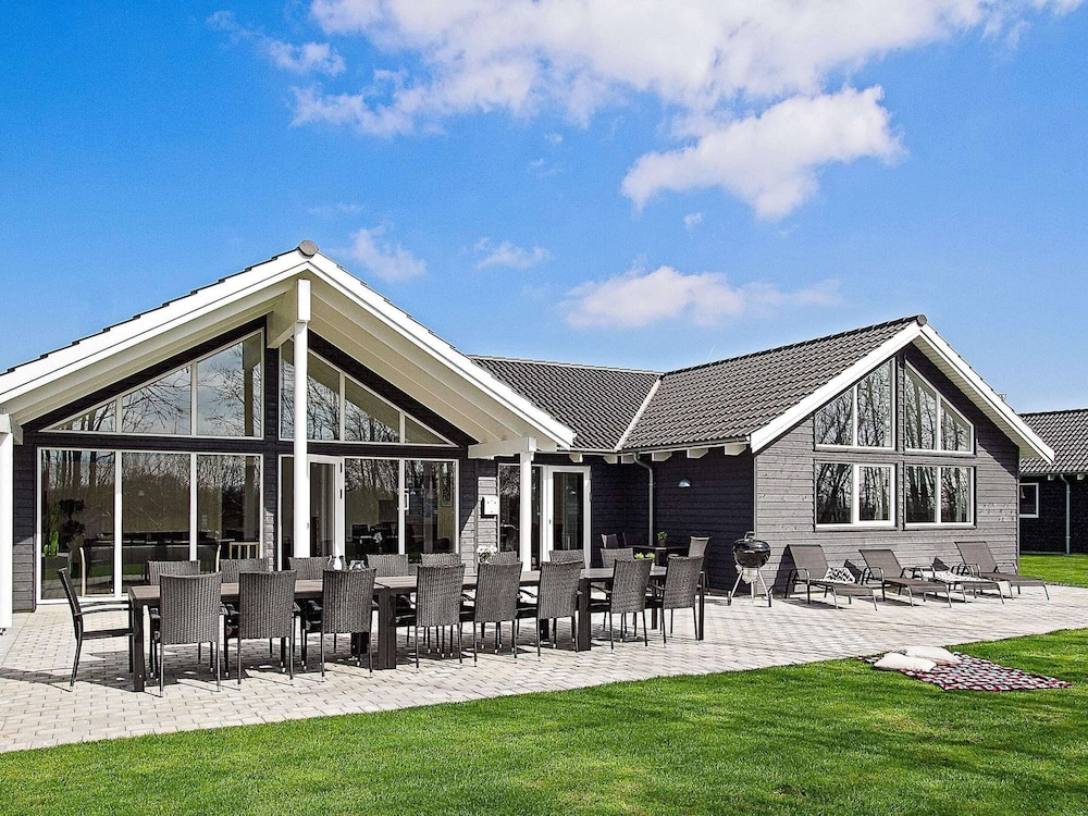 Holiday Home in Kappeln — 5-Star Luxury Hotel in Kappeln, Germany
