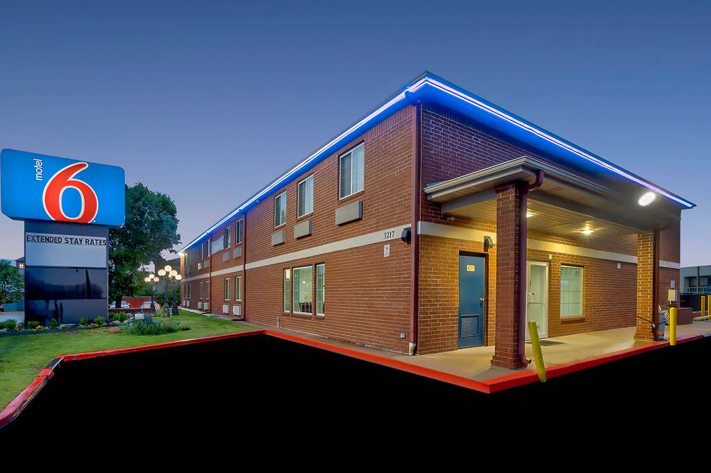 Motel 6 Tulsa Ok Central - photo 3