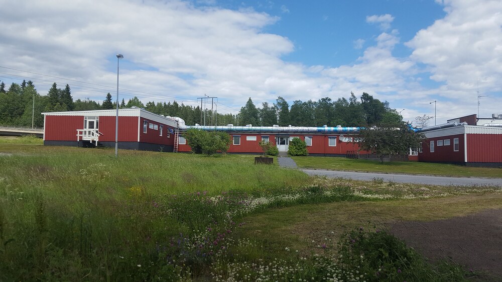 Highway - last minute hotel in Haernoesand