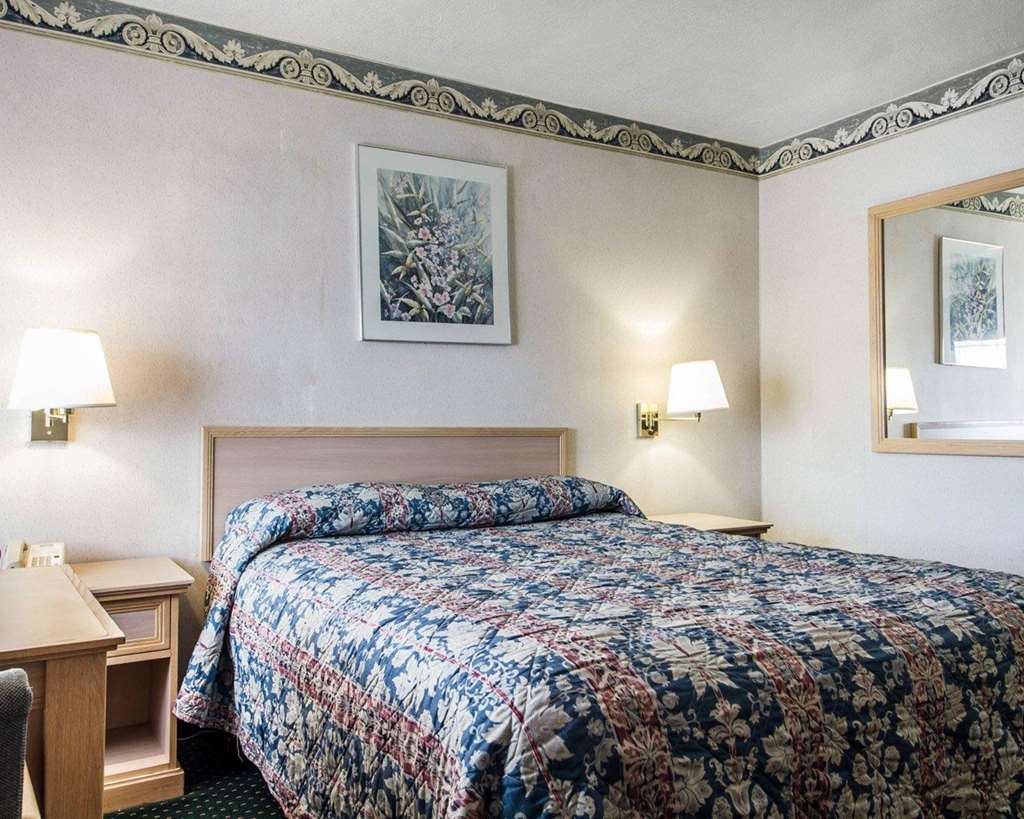 Rodeway Inn Monterey Near Fairgrounds - photo 16